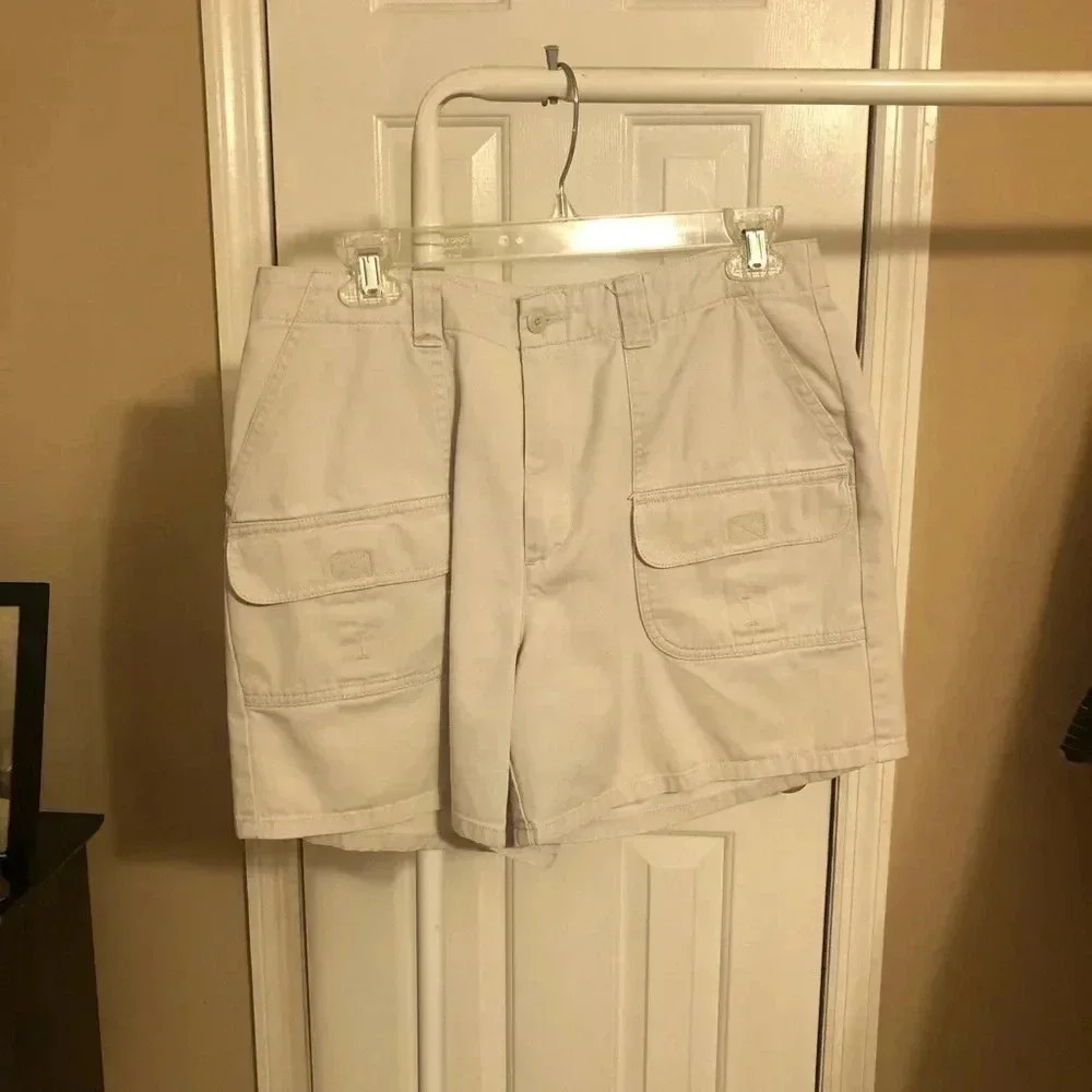 Bass women’s shorts beige size 10